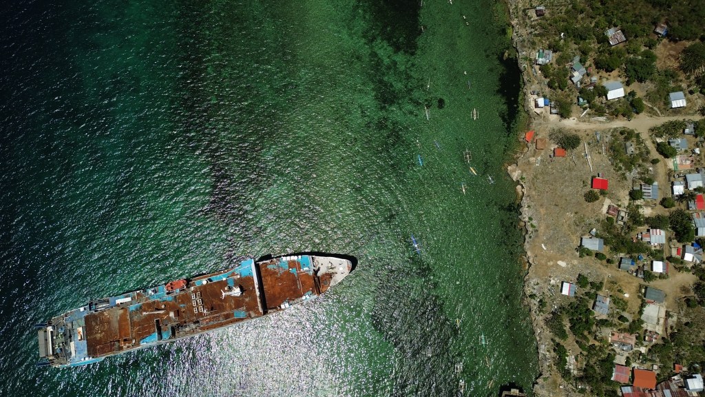 MV TRANSASIA 1 , off the coast of brgy. Punta Engano, Mactan Isl, Lapu Lapu City phoot: Bart Sakwerda